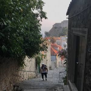 Meet your Posher, Yas